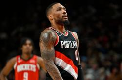 开云体育-关于尼日利亚男篮爆冷加拿大男篮，利拉德送出助攻的信息