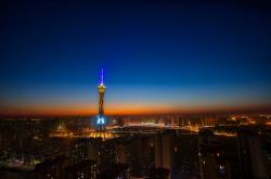 开云体育在线-跨越大陆的胜利回响，加拿大冰球强势晋级与弗拉霍维奇意甲焦点战的英雄主义