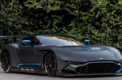 开云体育入口-篮球世界的一夜双星，湖人血拼马刺，米切尔意甲焦点战接管比赛