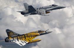 开云体育在线-坠翼天使与守护者，迪马利亚扛起全队的欧冠半决赛之夜