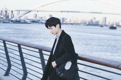 开云sport-唯一的弯月