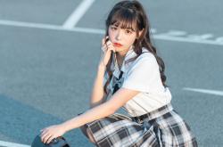 开云体育中国-双线奇迹，当曼城统治绿茵，坎特接管街道