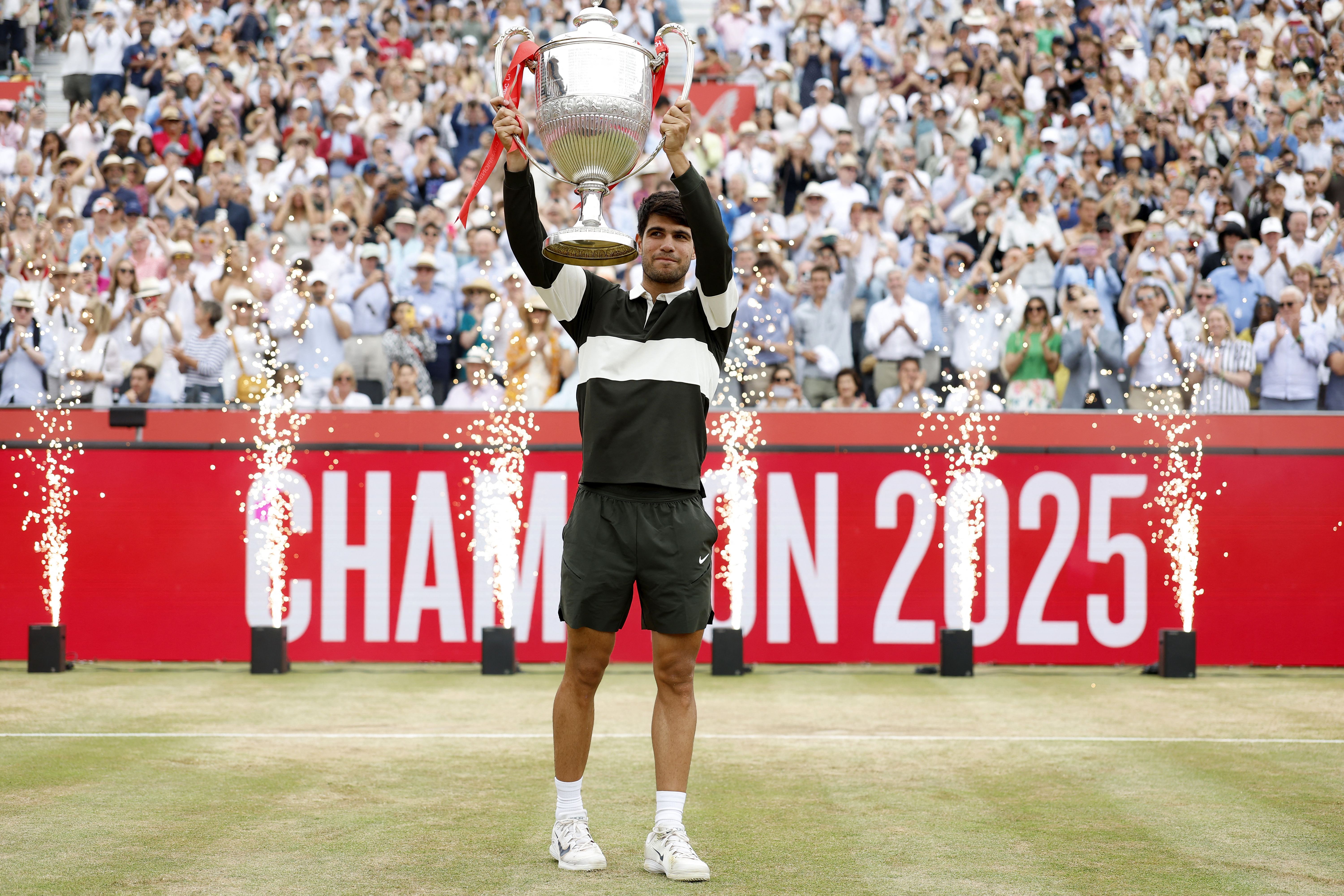 英国网球队碾压德国网球队，阿尔卡拉斯送出助攻