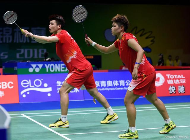 中国队碾压丹麦队，黄鸭组合点燃赛场