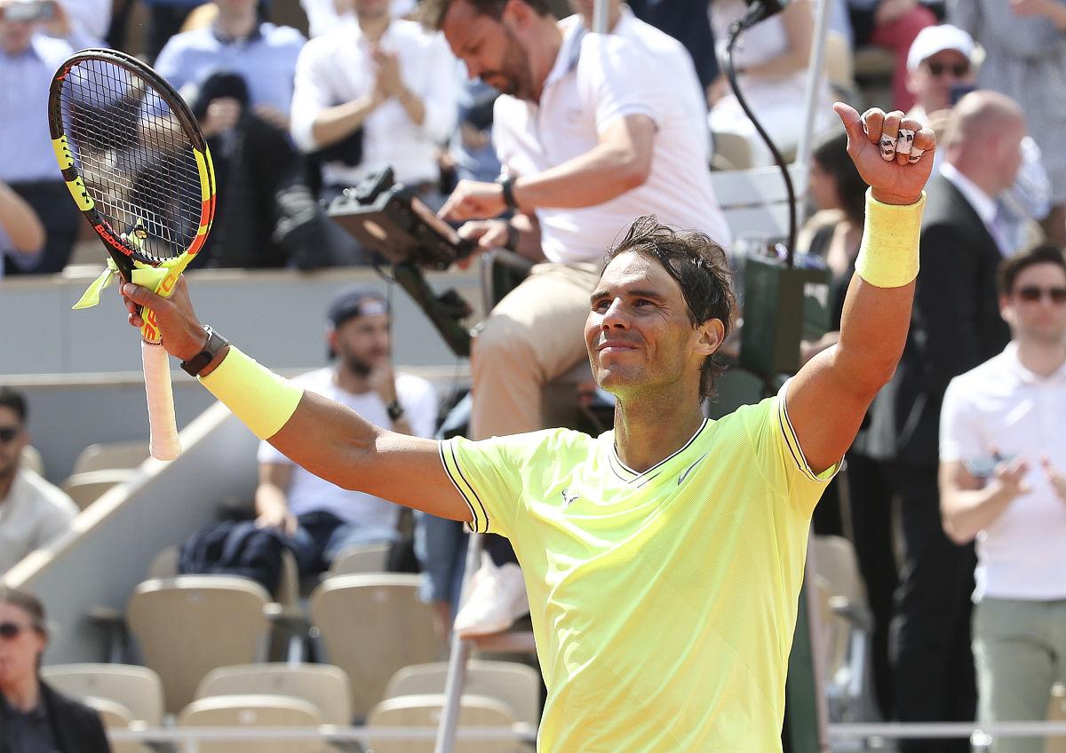 法网完胜戴维斯杯,纳达尔统治全场 法网完胜戴维斯杯,纳达尔统治全场