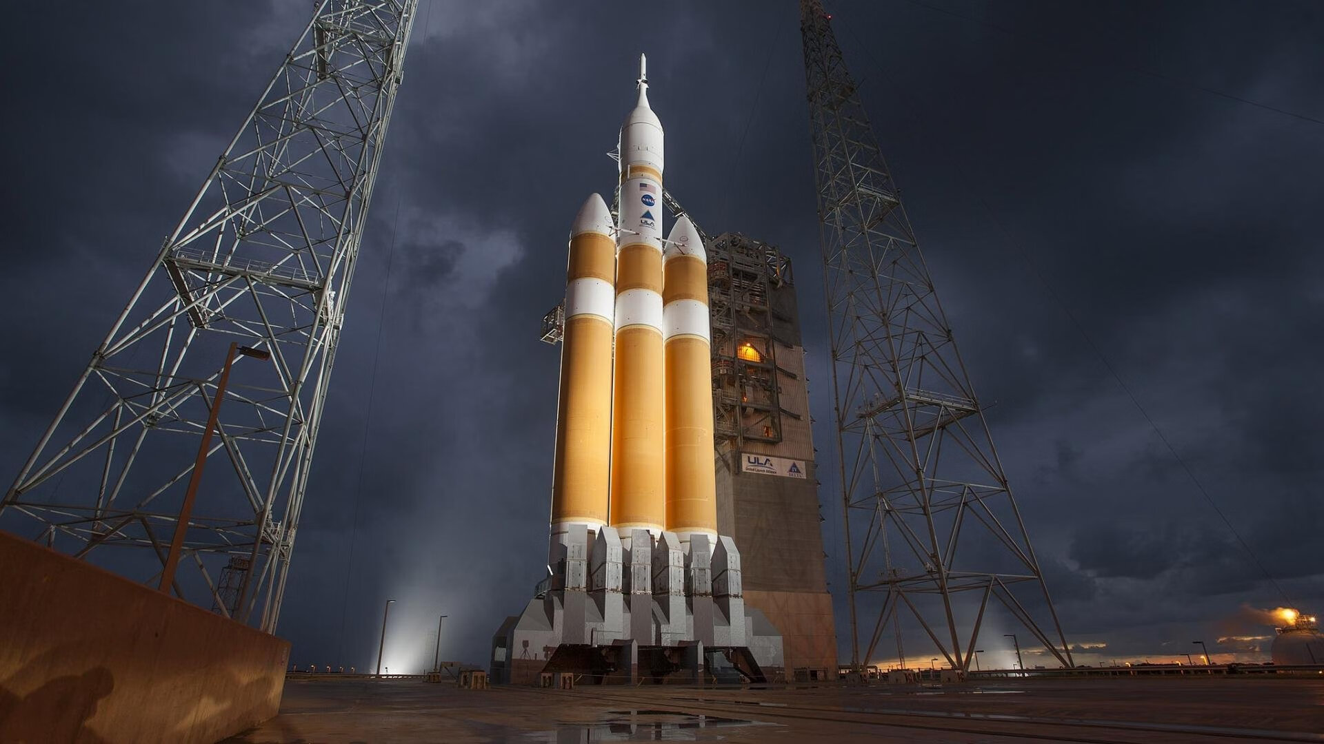 孤勇者的黄昏，当梅赛德斯王朝落幕，汉密尔顿扛起最后的旌旗