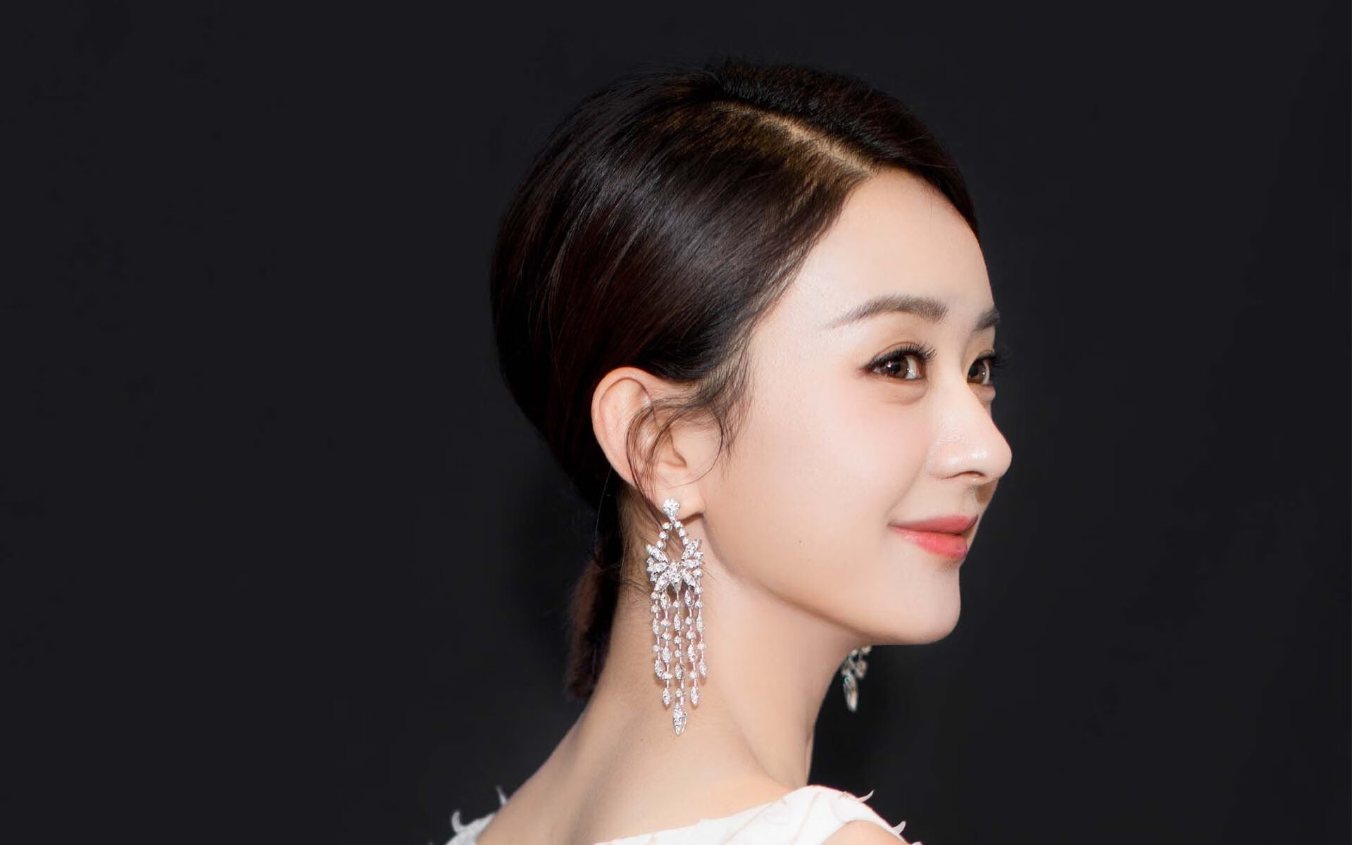 德比英雄!防线奇兵阿坎吉一锤定音,曼城险胜曼联