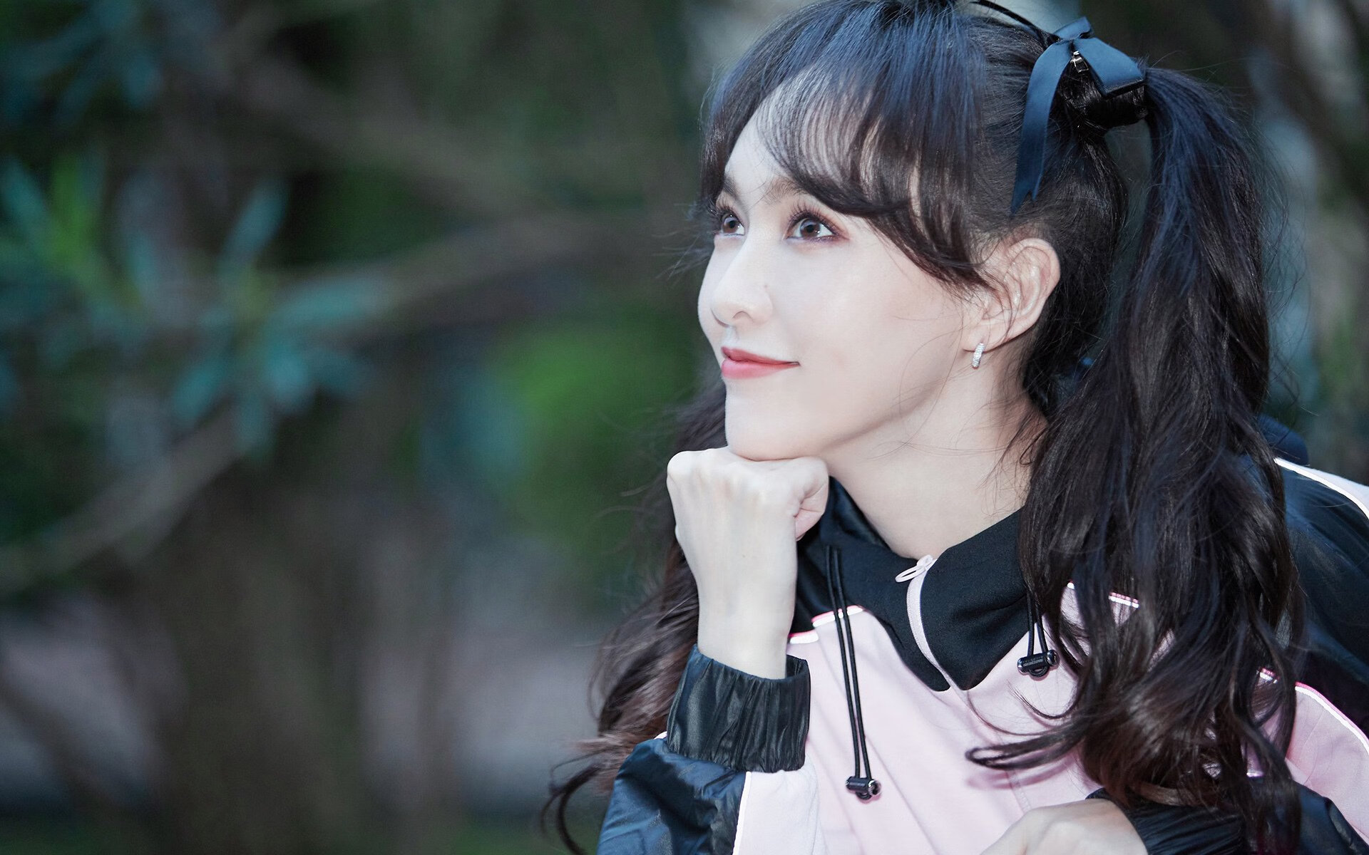 伦敦的暗影，巴黎的黎明，一位塞内加尔后卫，如何用一粒头球撬动两大联赛的争冠天平