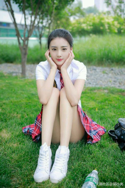 西甲国家德比之夜，班凯罗化身绿茵场上的完美先生，导演世纪对决的华丽乐章